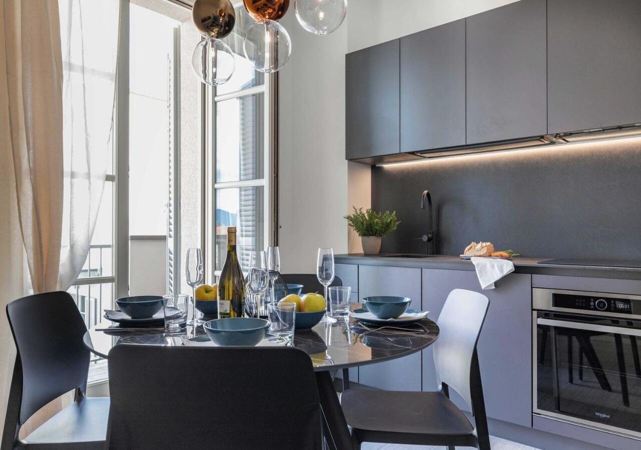 Tower View Luxury Apartment On The River ピサ エクステリア 写真