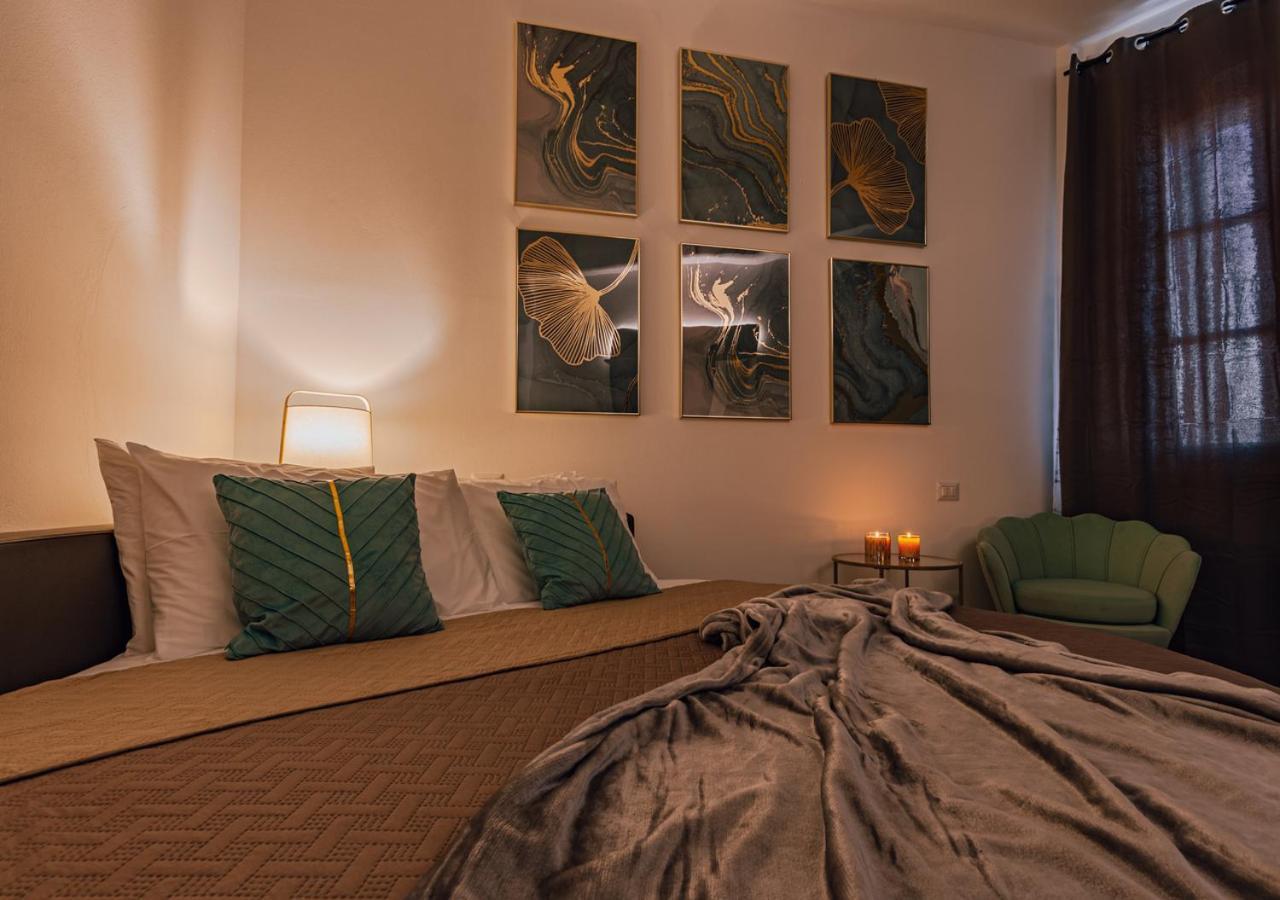 Tower View Luxury Apartment On The River ピサ エクステリア 写真