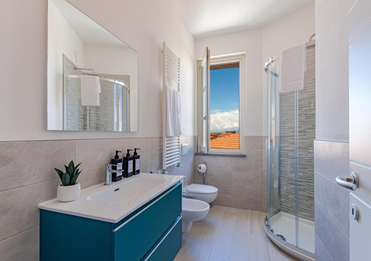 Tower View Luxury Apartment On The River ピサ エクステリア 写真